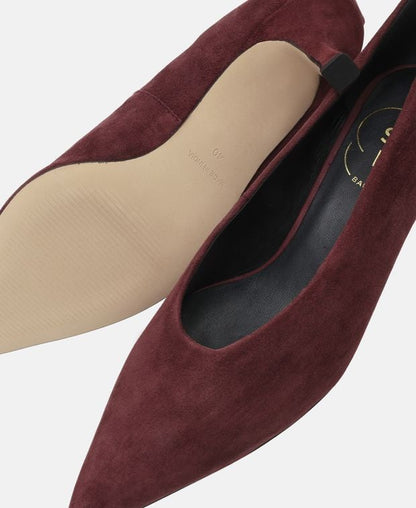 Pumps Easton