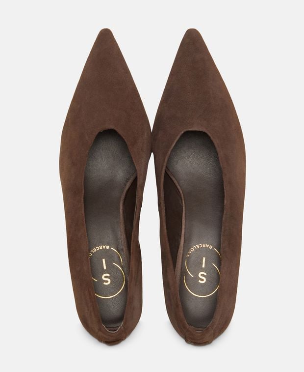 Pumps Easton