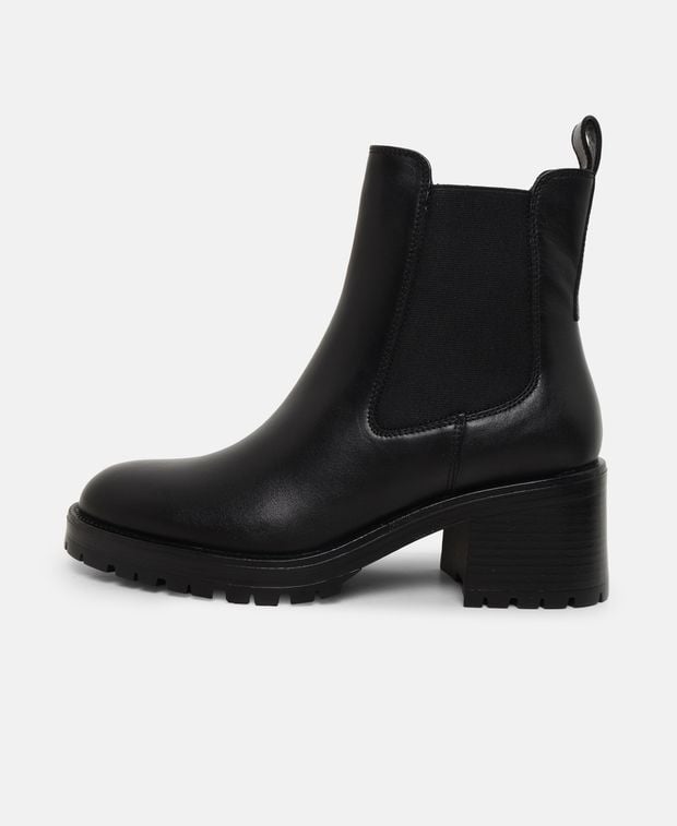 Chelsea Boots