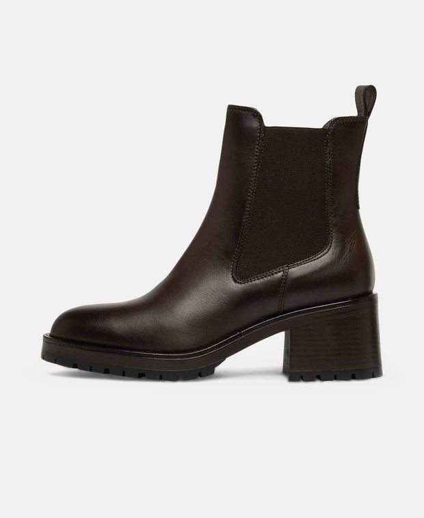 Chelsea Boots