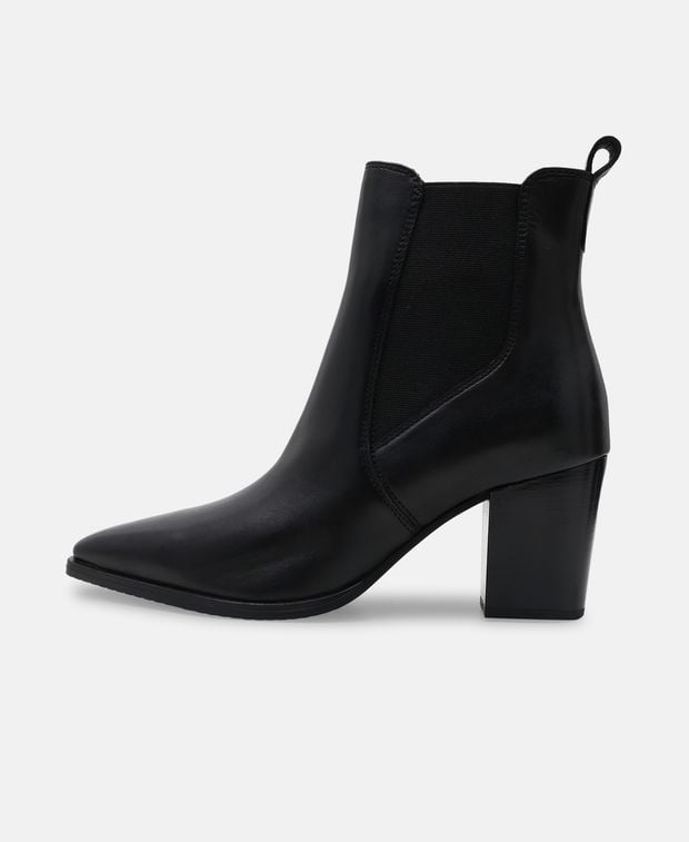 Chelsea Boots