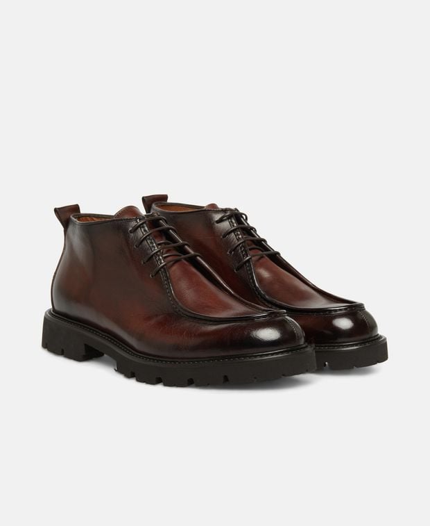 Schnürstiefeletten