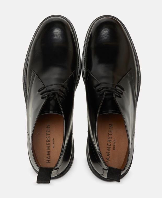 Schnürstiefeletten