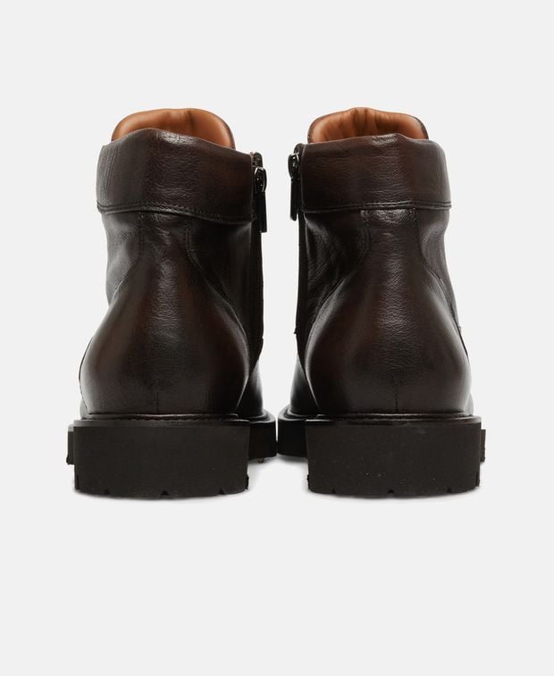 Schnürstiefeletten