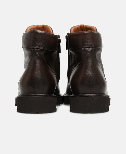 Schnürstiefeletten
