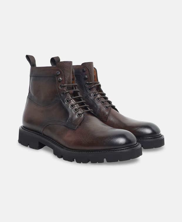 Schnürboots