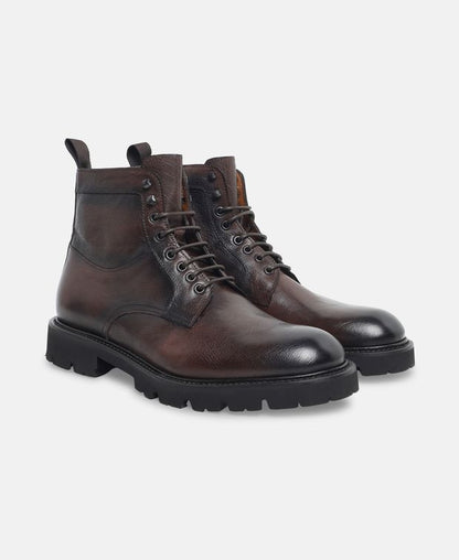 Schnürboots