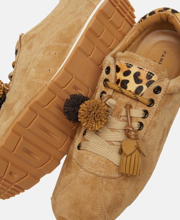 Sneaker