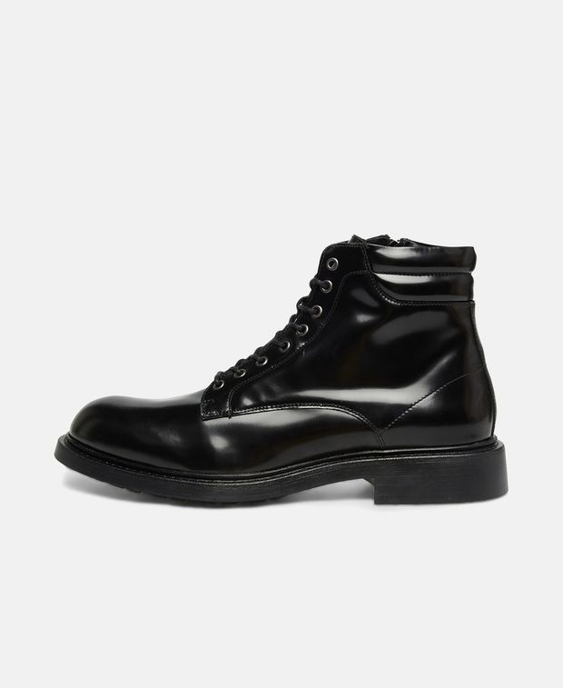 Schnürstiefeletten