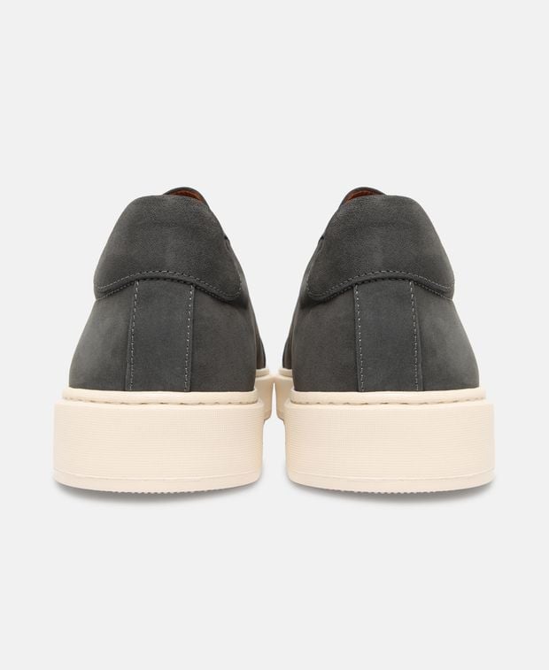 Slip-on Sneaker