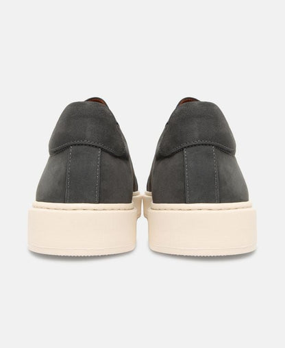 Slip-on Sneaker