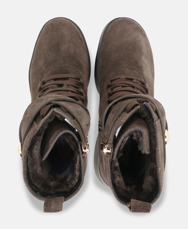 Schnürstiefeletten
