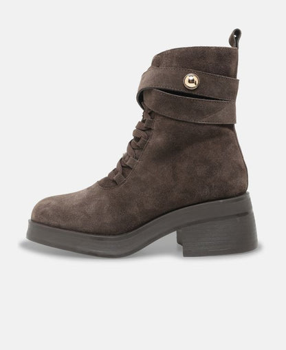Schnürstiefeletten