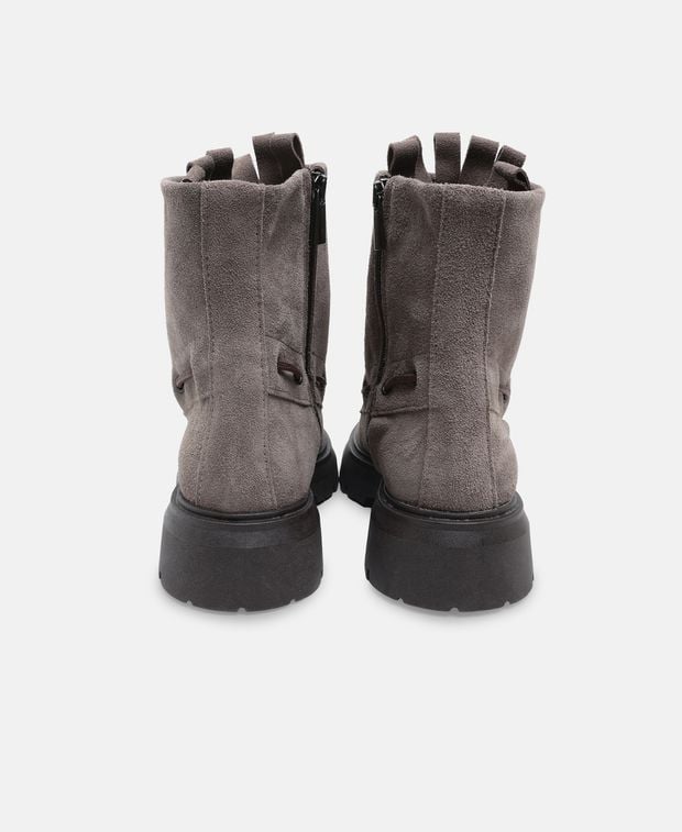 Schnürstiefeletten