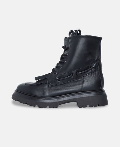 Schnürboots