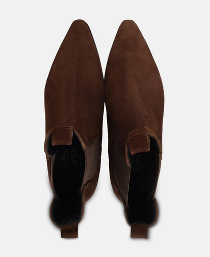 Chelsea Boots