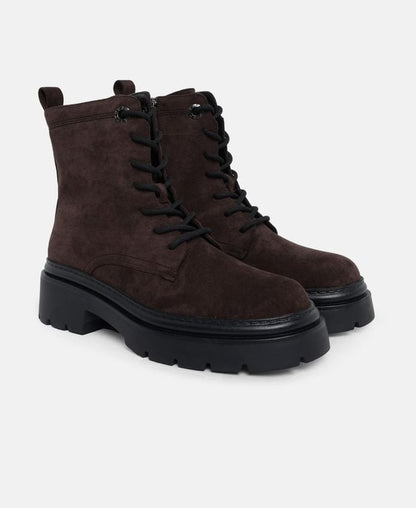 Schnürstiefeletten