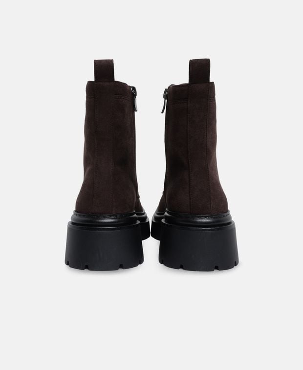 Schnürstiefeletten