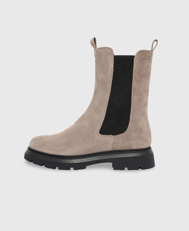 Chelsea Boots