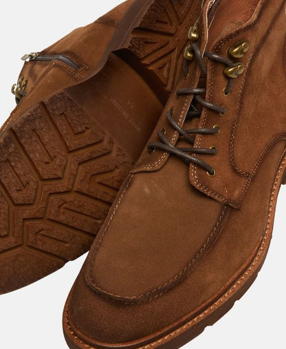Schnürstiefeletten