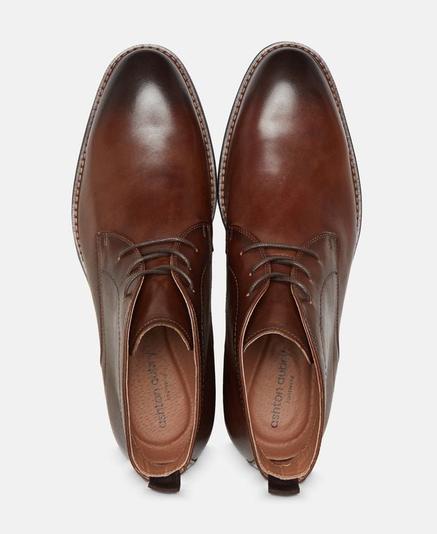 Schnürstiefeletten