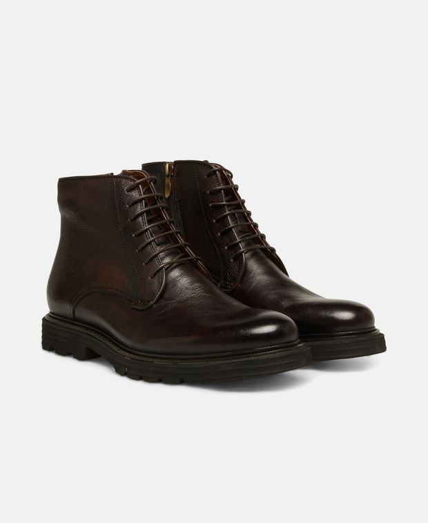 Schnürstiefeletten
