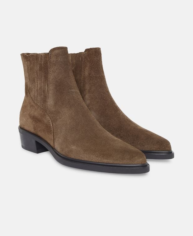 Chelsea Boots