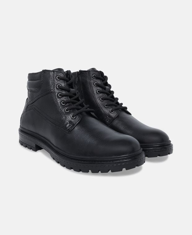 Schnürstiefeletten