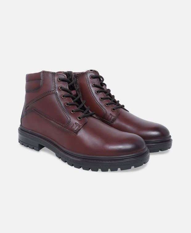 Schnürstiefeletten