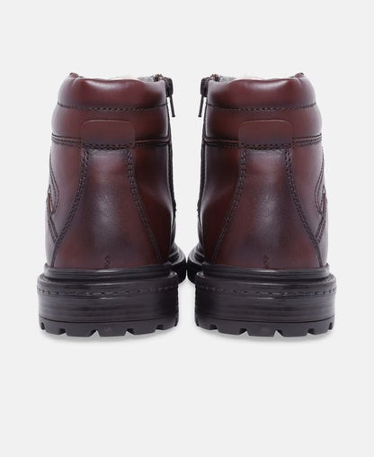 Schnürstiefeletten