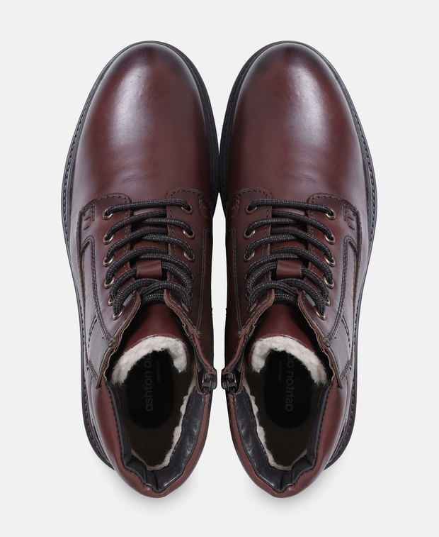 Schnürstiefeletten