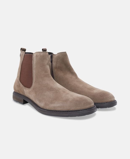 Chelsea Boots