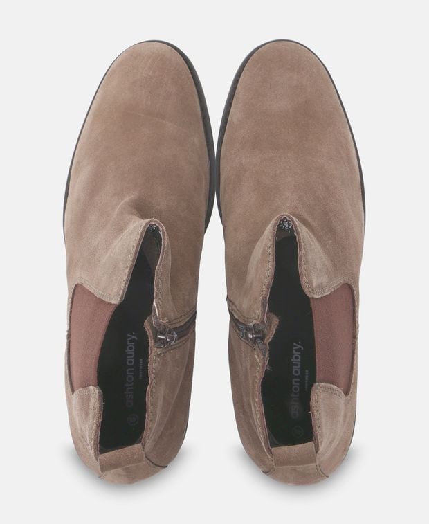 Chelsea Boots