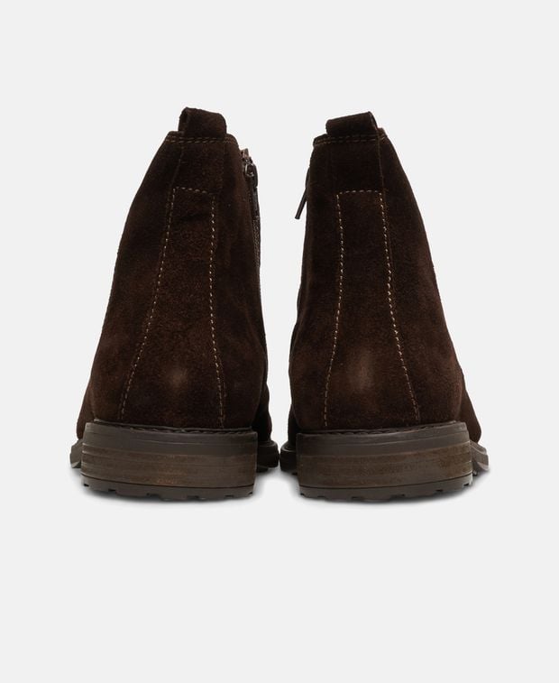 Chelsea Boots