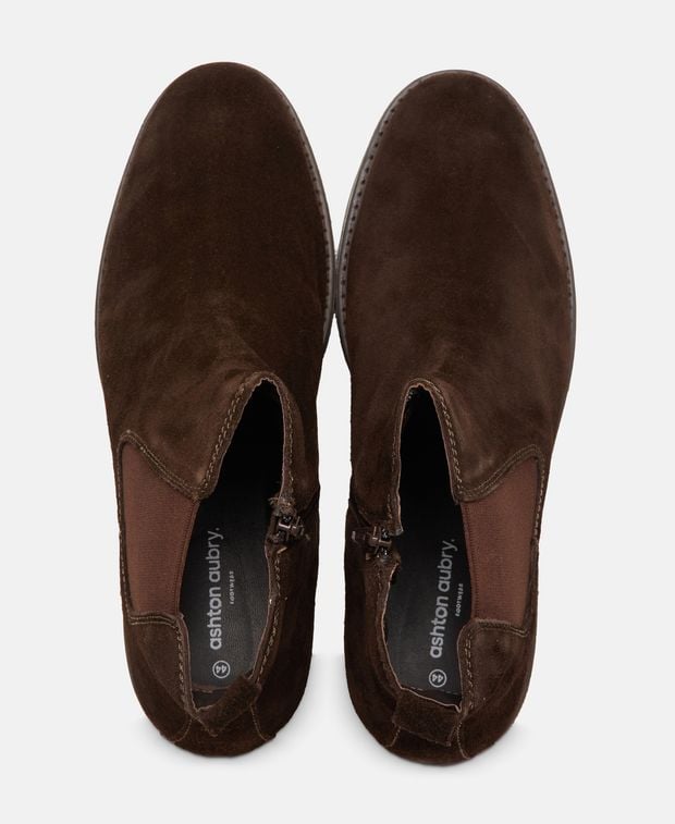 Chelsea Boots