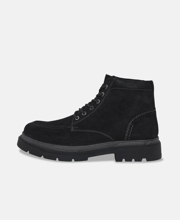 Schnürstiefeletten