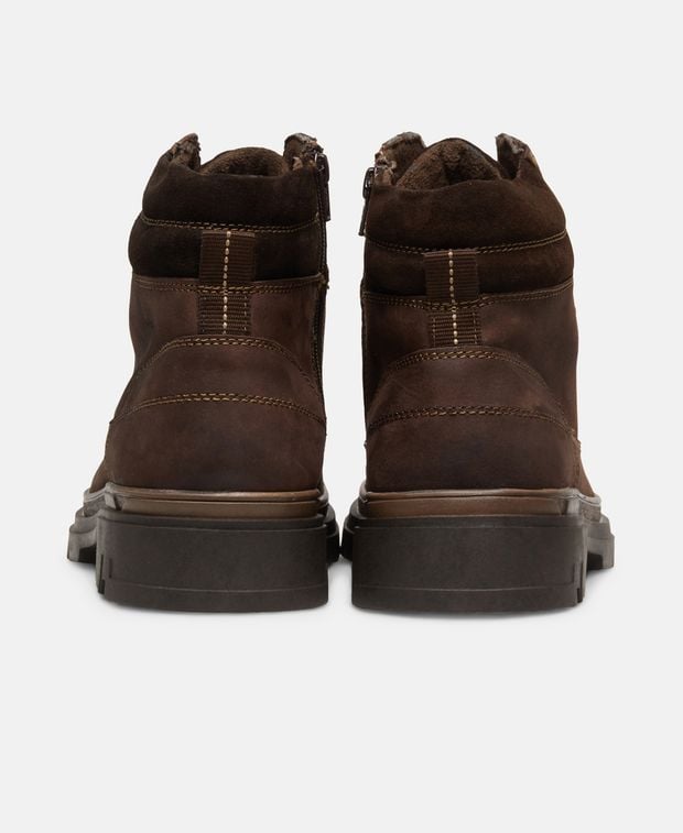 Schnürstiefeletten