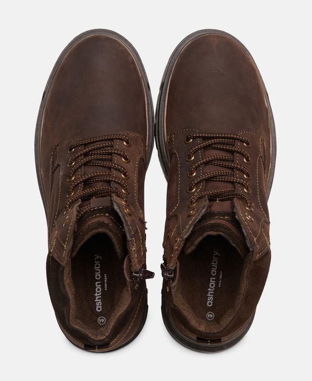 Schnürstiefeletten
