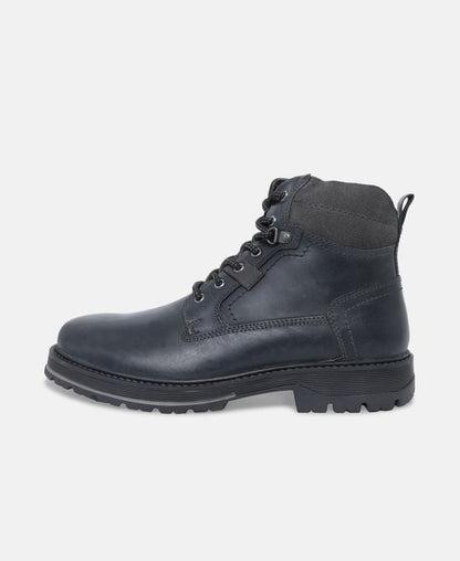 Schnürstiefeletten