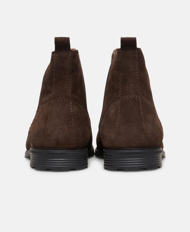 Chelsea Boots