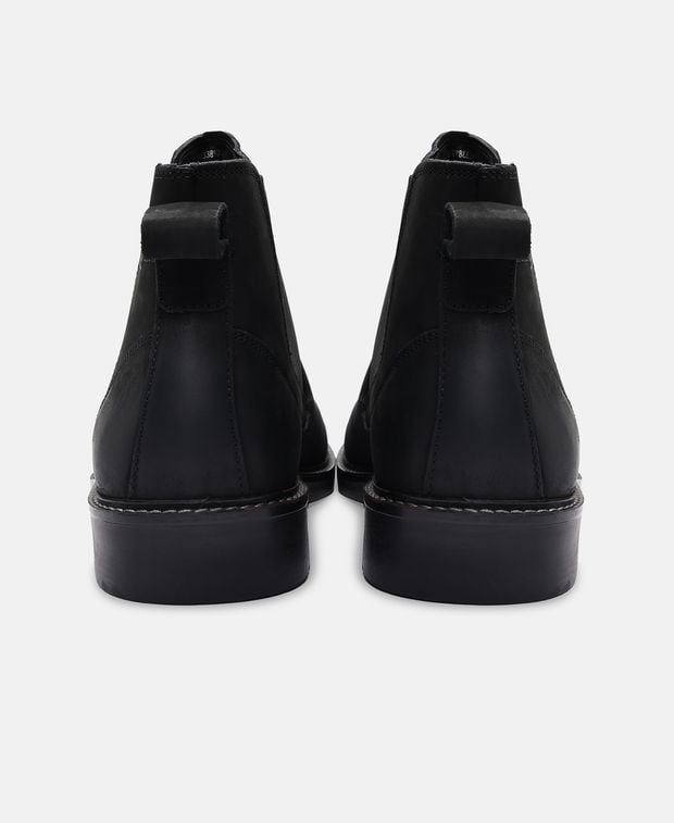 Chelsea Boots