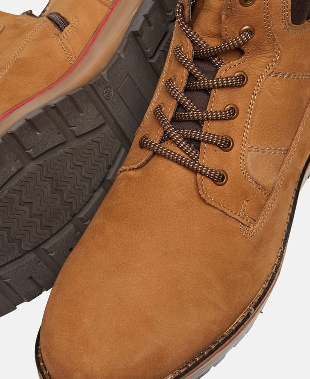 Schnürboots