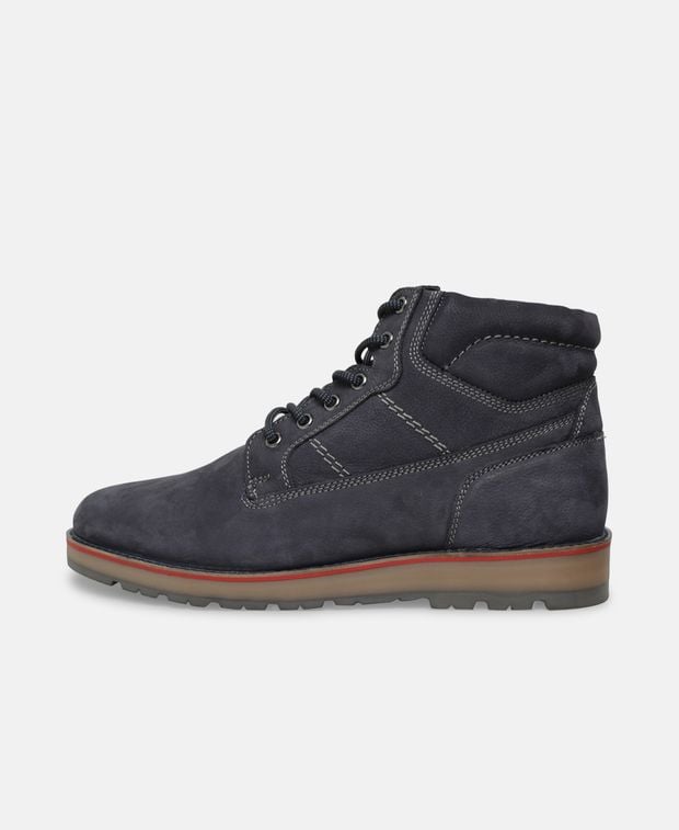 Schnürboots