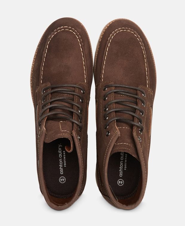 Schnürboots