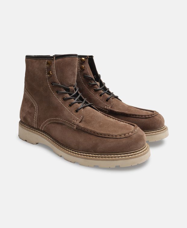 Schnürstiefeletten