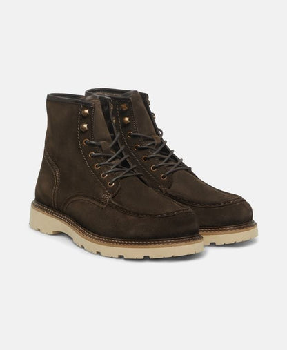 Schnürstiefeletten