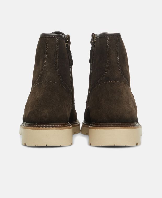 Schnürstiefeletten
