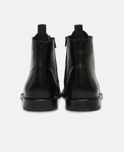 Schnürstiefeletten