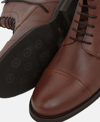 Schnürstiefeletten