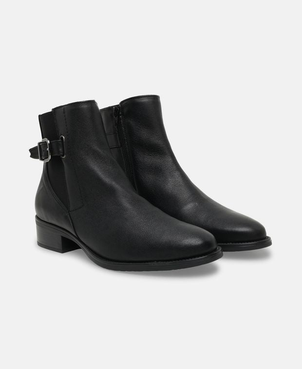 Chelsea Boots